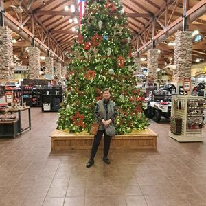 Meet your Posher, Debbie